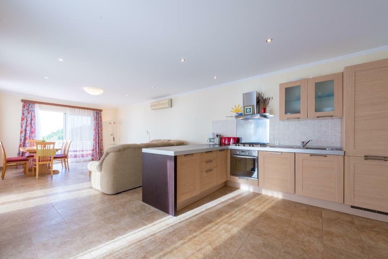 Apartment Fortuna ツァヴタット エクステリア 写真