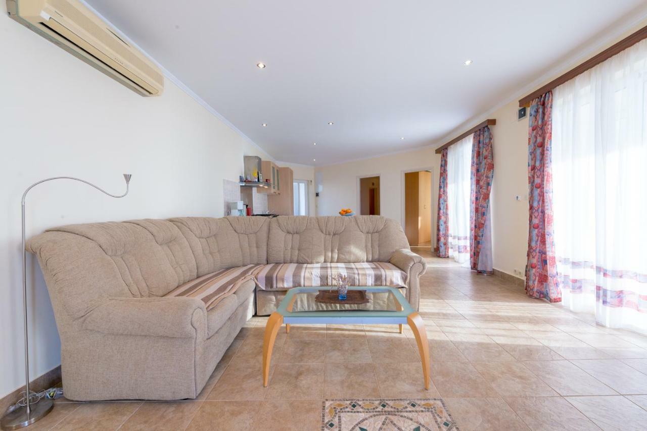 Apartment Fortuna ツァヴタット エクステリア 写真